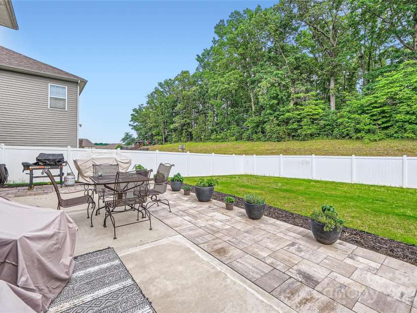 5957 Redwood Pine Road, Concord, NC 28027.  MLS# CAR4260490, YatesRealty ID 25937. 