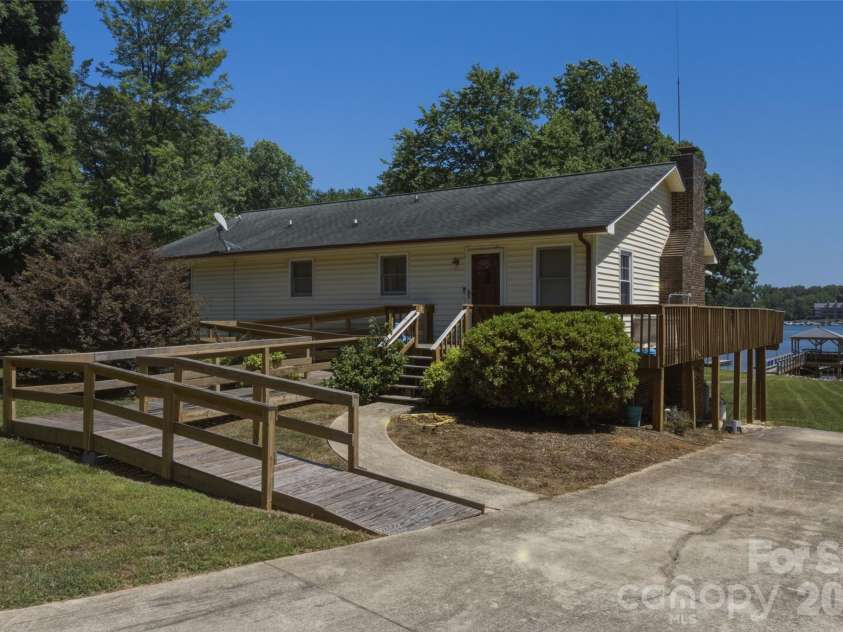 8226 Normandy Road, Denver, NC 28037.  MLS# CAR4384999, YatesRealty ID 25938. 
