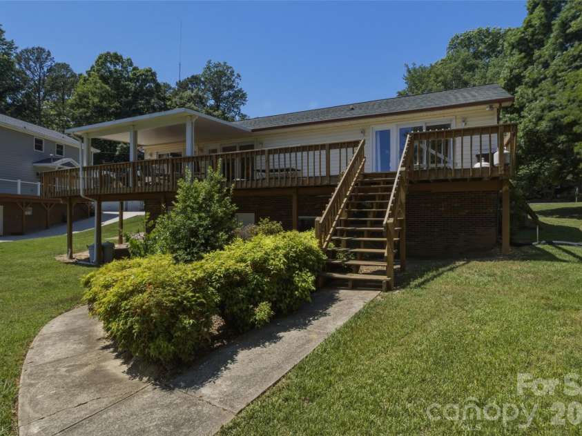 8226 Normandy Road, Denver, NC 28037.  MLS# CAR4384999, YatesRealty ID 25938. 