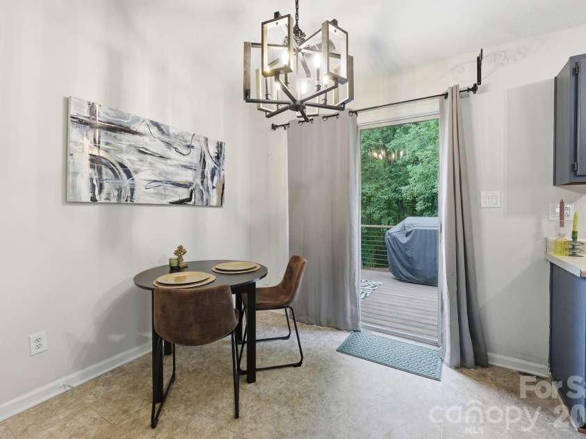 1221 Capps Hollow Drive, Charlotte, NC 28216.  MLS# CAR4378242, YatesRealty ID 25939. 