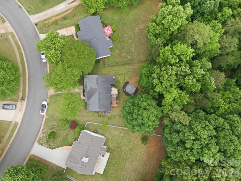 1221 Capps Hollow Drive, Charlotte, NC 28216.  MLS# CAR4378242, YatesRealty ID 25939. 