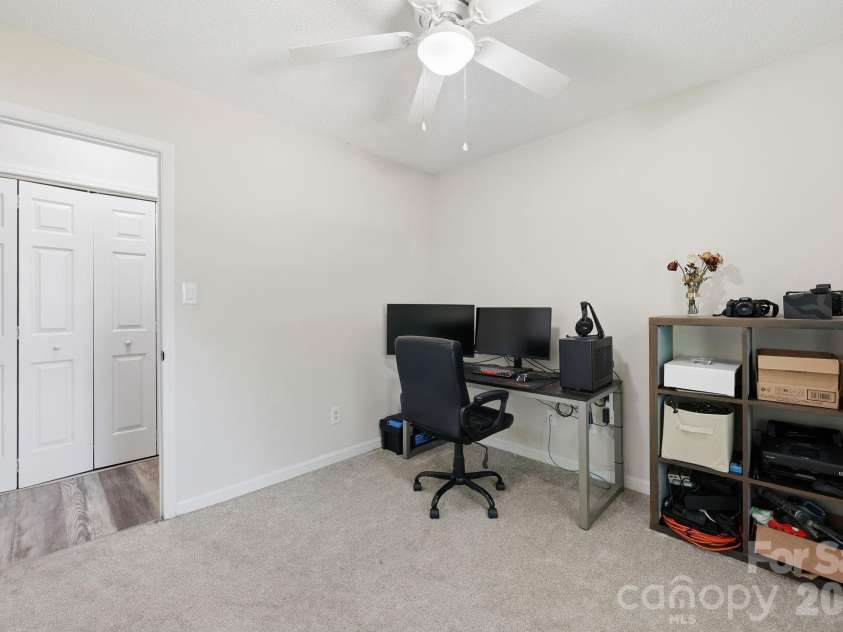 1221 Capps Hollow Drive, Charlotte, NC 28216.  MLS# CAR4378242, YatesRealty ID 25939. 