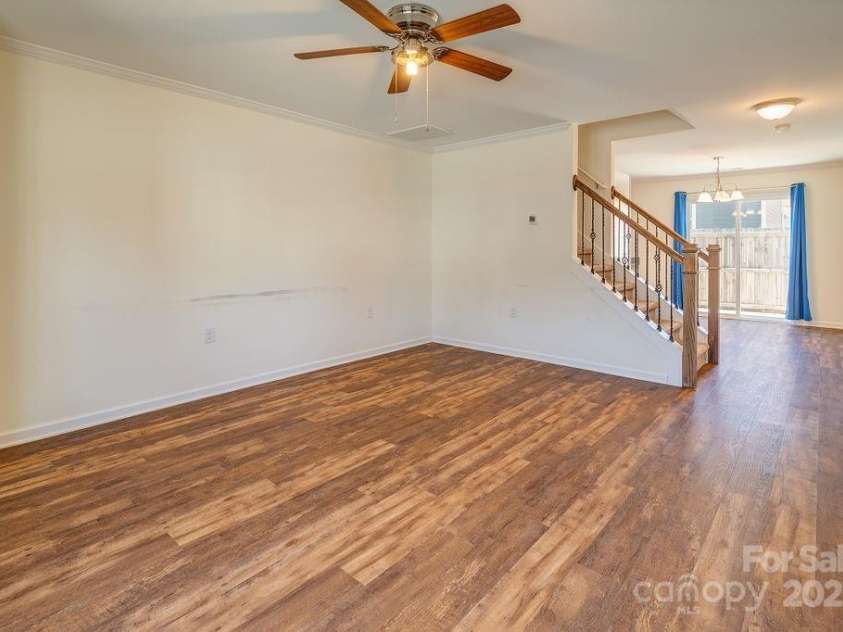 1106 Lynwood Forest Road, Arden, NC 28704.  MLS# CAR4231707, YatesRealty ID 2594. 