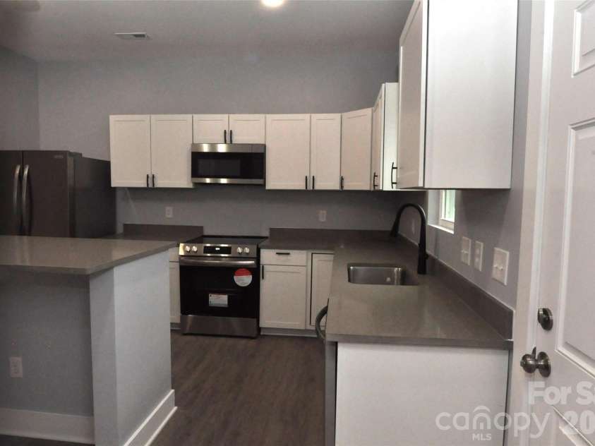 573 Fifth Street, Chester, SC 29706.  MLS# CAR4331567, YatesRealty ID 2594. 