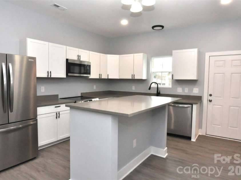 573 Fifth Street, Chester, SC 29706.  MLS# CAR4331567, YatesRealty ID 2594. 