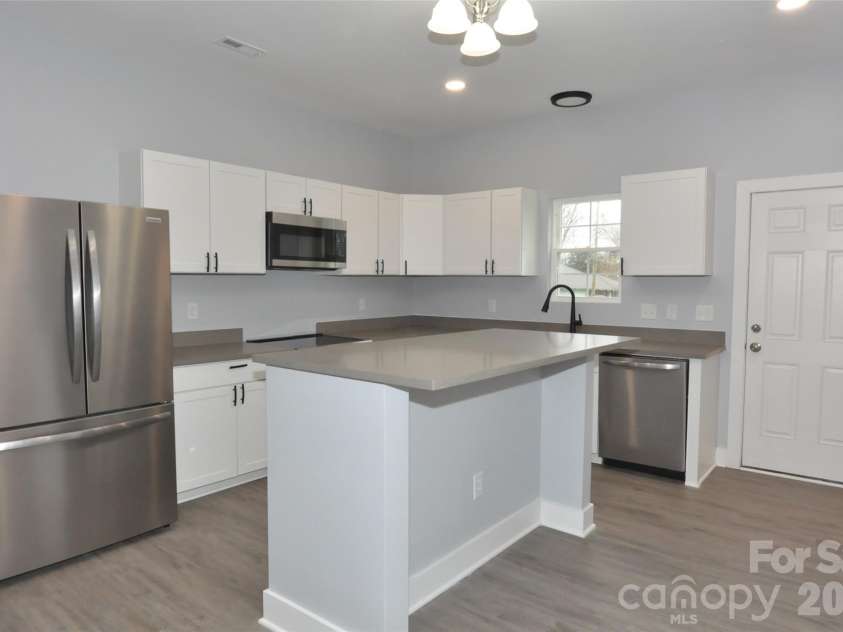 573 Fifth Street, Chester, SC 29706.  MLS# CAR4331567, YatesRealty ID 2594. 