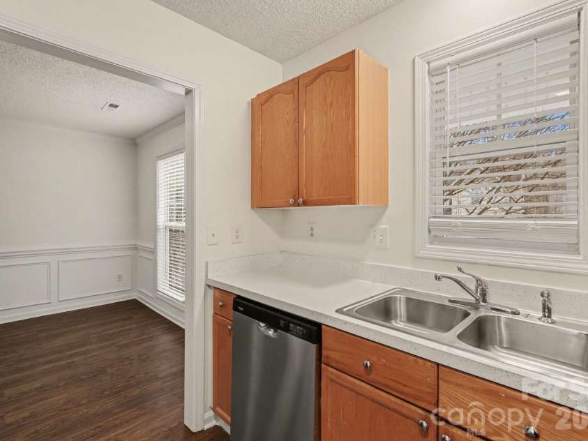 7619 Prairie Rose Lane, Huntersville, NC 28078.  MLS# CAR4346566, YatesRealty ID 25940. 