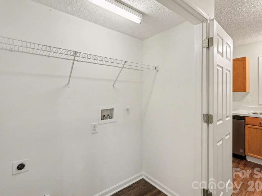 7619 Prairie Rose Lane, Huntersville, NC 28078.  MLS# CAR4346566, YatesRealty ID 25940. 