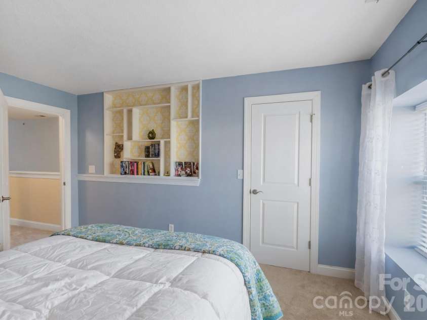 94 Foxden Drive, Fletcher, NC 28732.  MLS# CAR4364312, YatesRealty ID 25941. Guest room #1