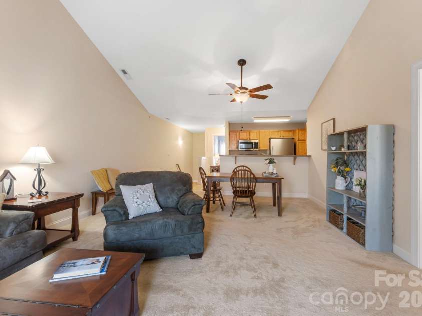 94 Foxden Drive, Fletcher, NC 28732.  MLS# CAR4364312, YatesRealty ID 25941. Open floor plan, plenty of space