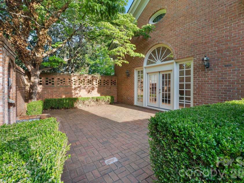 1486 Knolls Drive, Newton, NC 28658.  MLS# CAR4374269, YatesRealty ID 25942. 