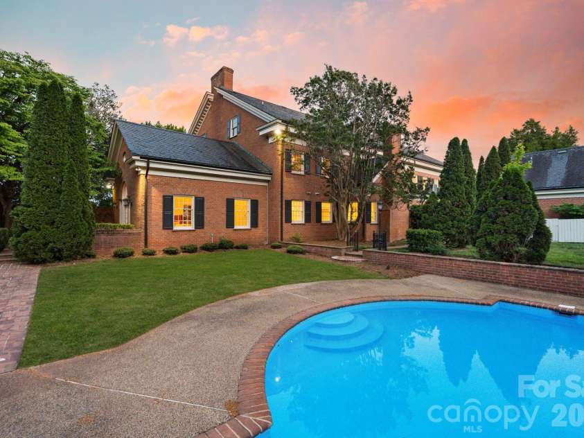 1486 Knolls Drive, Newton, NC 28658.  MLS# CAR4374269, YatesRealty ID 25942. 