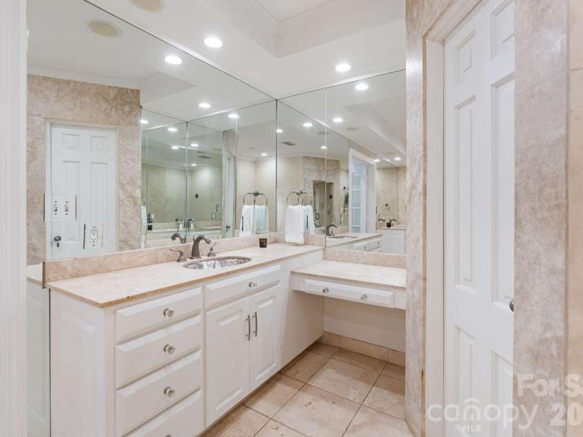 1486 Knolls Drive, Newton, NC 28658.  MLS# CAR4374306, YatesRealty ID 25942. 