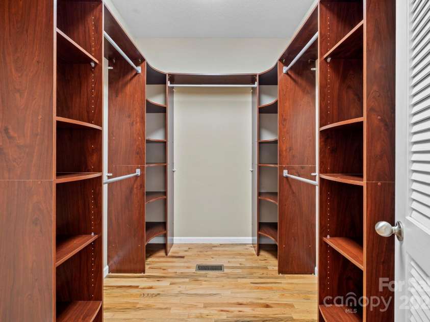 1586 Bull Creek Road, Marshall, NC 28753.  MLS# CAR4262698, YatesRealty ID 25942. 