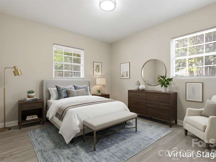 810 Echo Glen Road, Charlotte, NC 28213.  MLS# CAR4386453, YatesRealty ID 25944. Walking into the second bedroom (virtually staged & enhanced).
