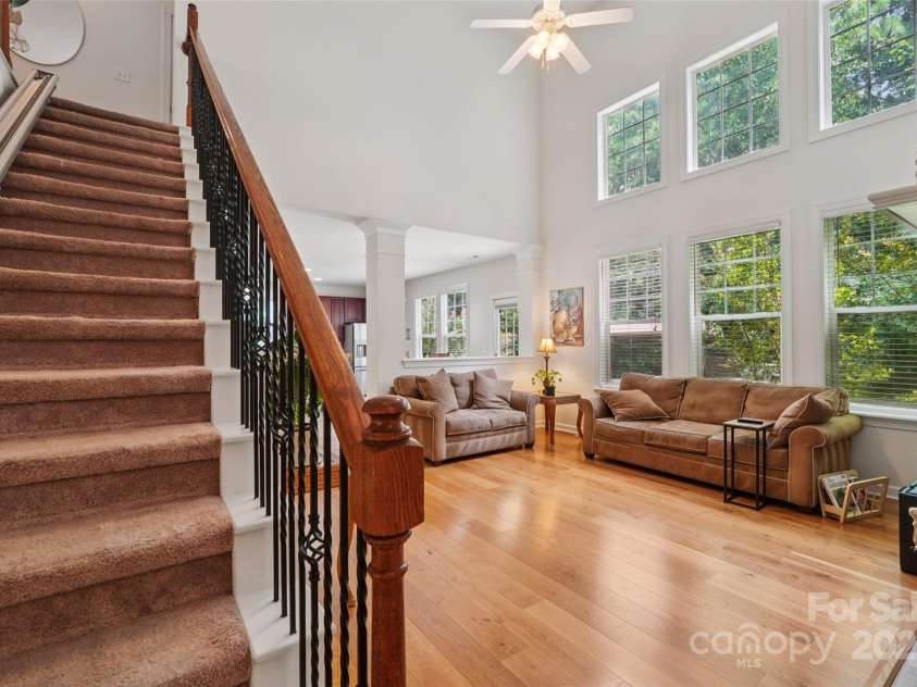 8814 Beaver Creek Drive, Charlotte, NC 28269.  MLS# CAR4211490, YatesRealty ID 25944. 