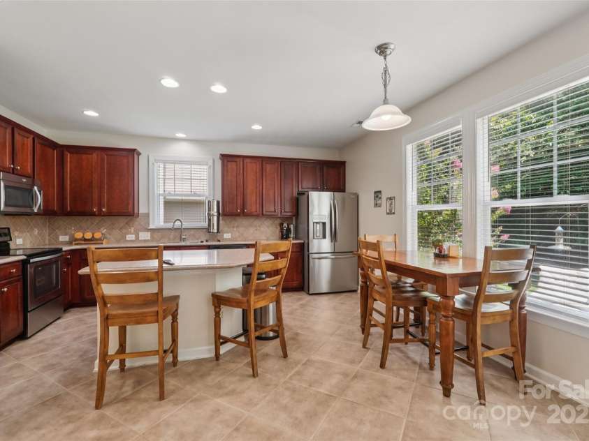 8814 Beaver Creek Drive, Charlotte, NC 28269.  MLS# CAR4211490, YatesRealty ID 25944. 