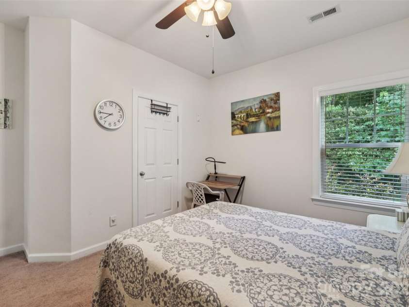 8814 Beaver Creek Drive, Charlotte, NC 28269.  MLS# CAR4211490, YatesRealty ID 25944. 