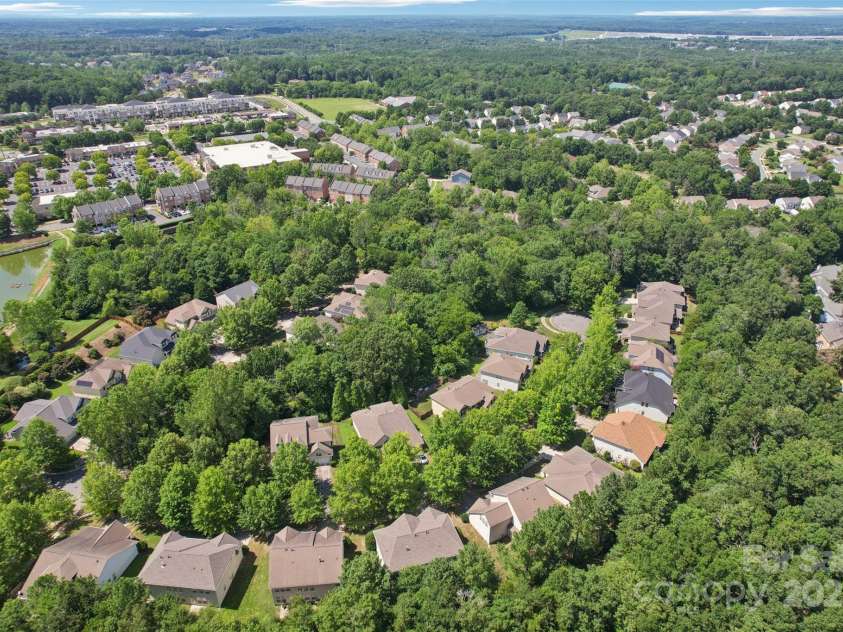 8814 Beaver Creek Drive, Charlotte, NC 28269.  MLS# CAR4211490, YatesRealty ID 25944. 