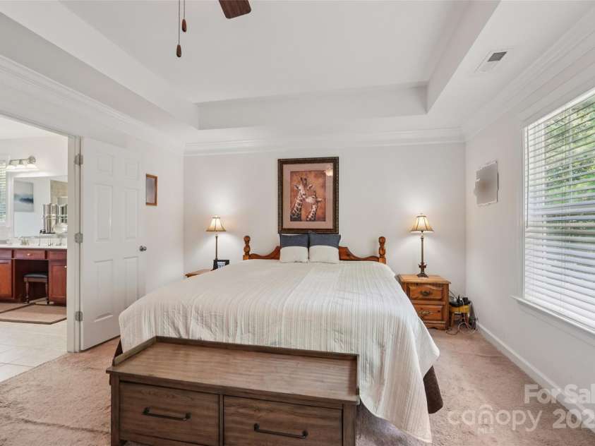 8814 Beaver Creek Drive, Charlotte, NC 28269.  MLS# CAR4211490, YatesRealty ID 25944. Upstairs Primary Bedroom