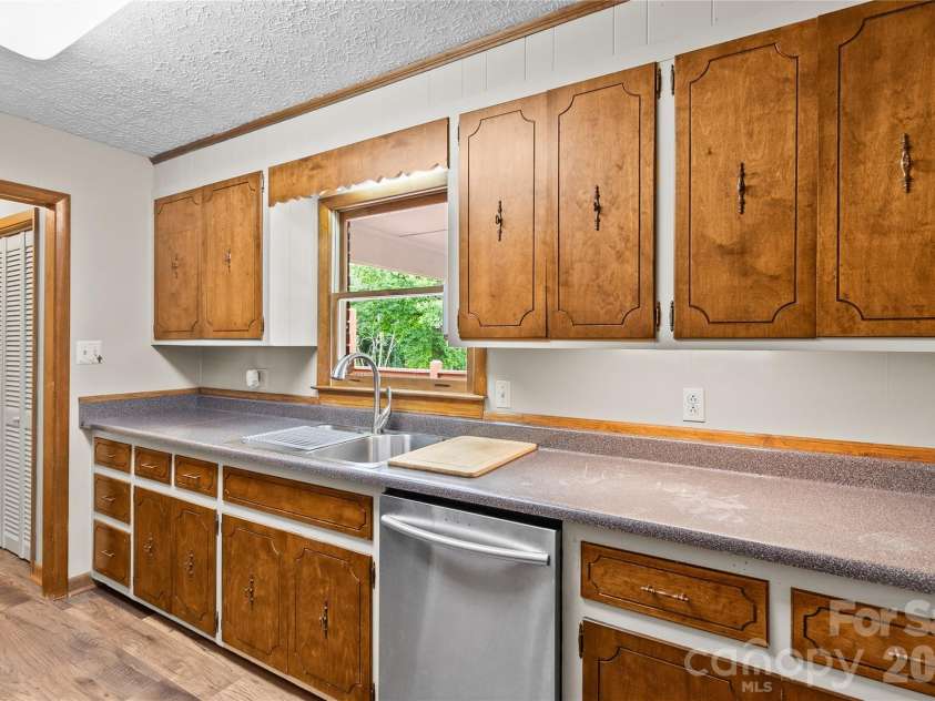 3225 Frank Grigg Drive, Shelby, NC 28150.  MLS# CAR4384403, YatesRealty ID 25945. 