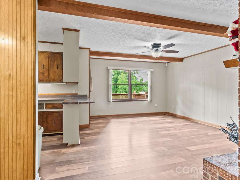 3225 Frank Grigg Drive, Shelby, NC 28150.  MLS# CAR4384403, YatesRealty ID 25945. 