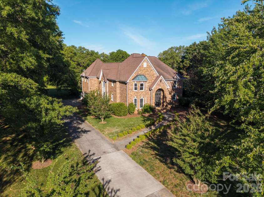 431 Walden Trail, Waxhaw, NC 28173.  MLS# CAR4376474, YatesRealty ID 25946. 