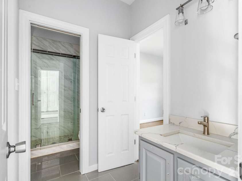 431 Walden Trail, Waxhaw, NC 28173.  MLS# CAR4376474, YatesRealty ID 25946. 