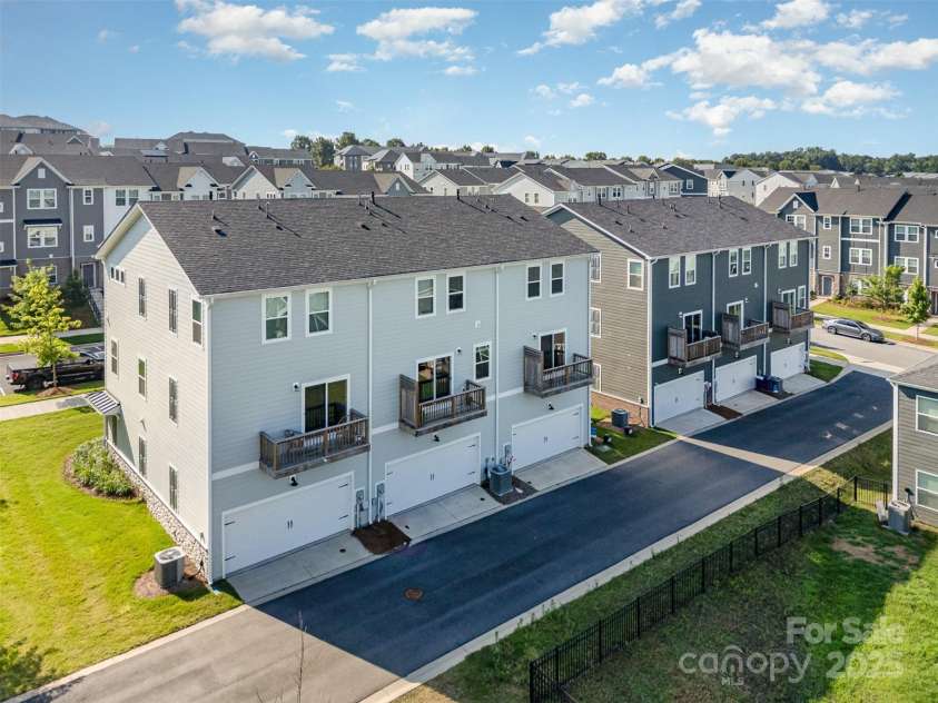 7012 Bryce Avenue, Charlotte, NC 28217.  MLS# CAR4269168, YatesRealty ID 25946. 