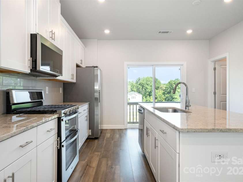 7012 Bryce Avenue, Charlotte, NC 28217.  MLS# CAR4269168, YatesRealty ID 25946. 