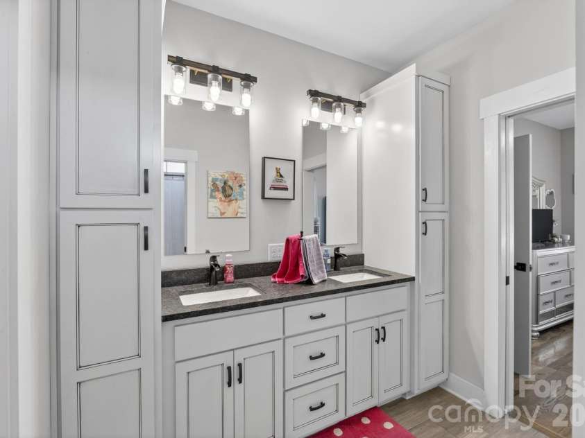 116 Maplewood Court, Hudson, NC 28638.  MLS# CAR4384542, YatesRealty ID 25947. 