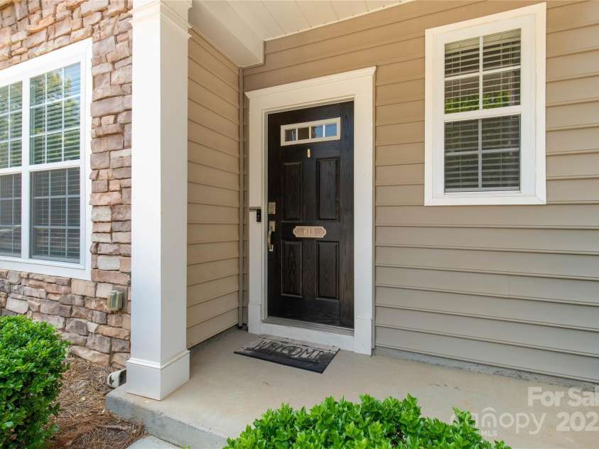 613 Dutch Elm Place, Rock Hill, SC 29732.  MLS# CAR4279960, YatesRealty ID 25948. 