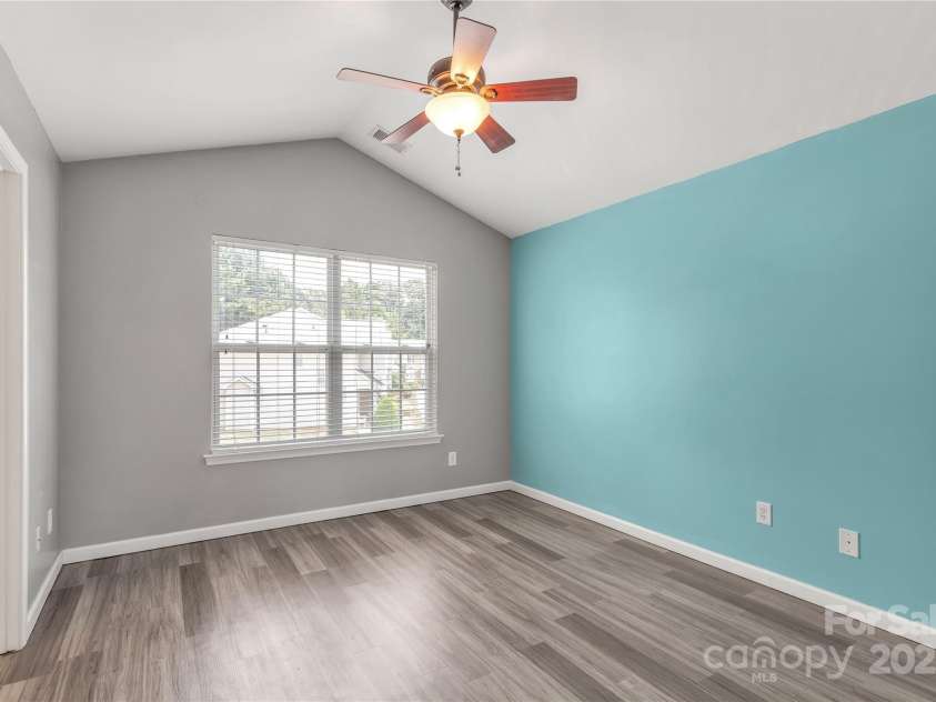 613 Dutch Elm Place, Rock Hill, SC 29732.  MLS# CAR4279960, YatesRealty ID 25948. 