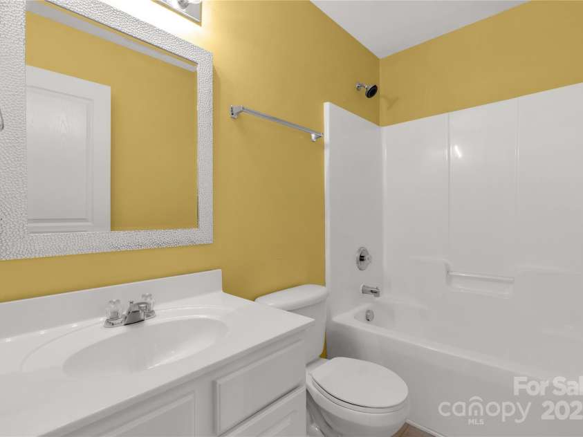 613 Dutch Elm Place, Rock Hill, SC 29732.  MLS# CAR4279960, YatesRealty ID 25948. 