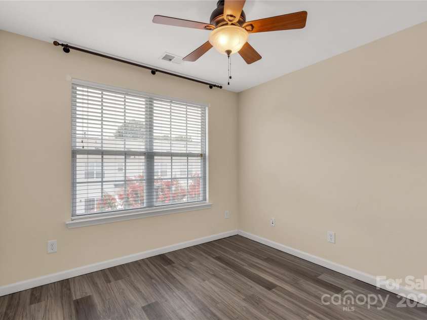 613 Dutch Elm Place, Rock Hill, SC 29732.  MLS# CAR4279960, YatesRealty ID 25948. 