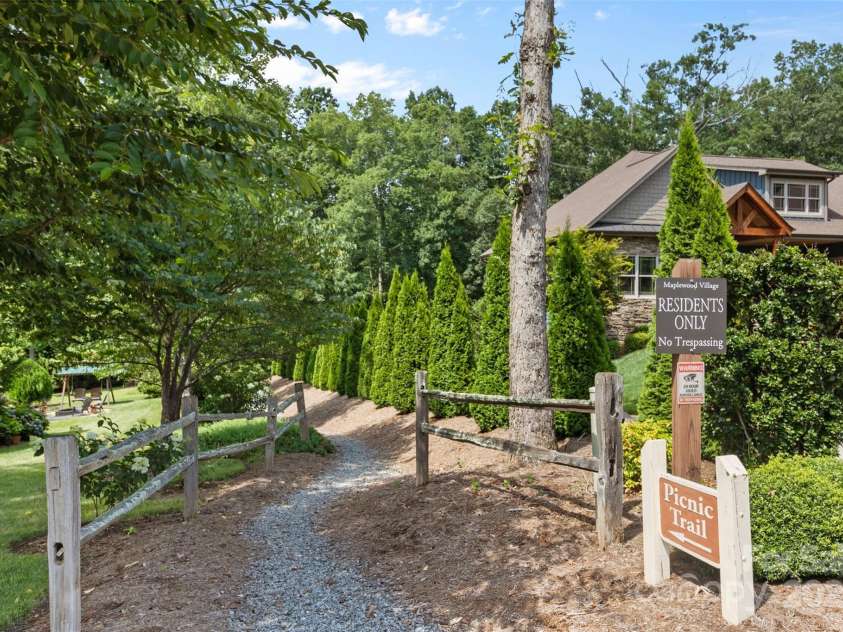 121 Maplewood Court, Hudson, NC 28638.  MLS# CAR4274119, YatesRealty ID 25949. Kids Playground