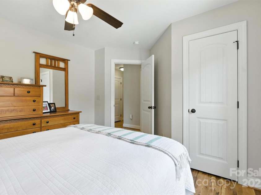 121 Maplewood Court, Hudson, NC 28638.  MLS# CAR4274119, YatesRealty ID 25949. Third Bedroom