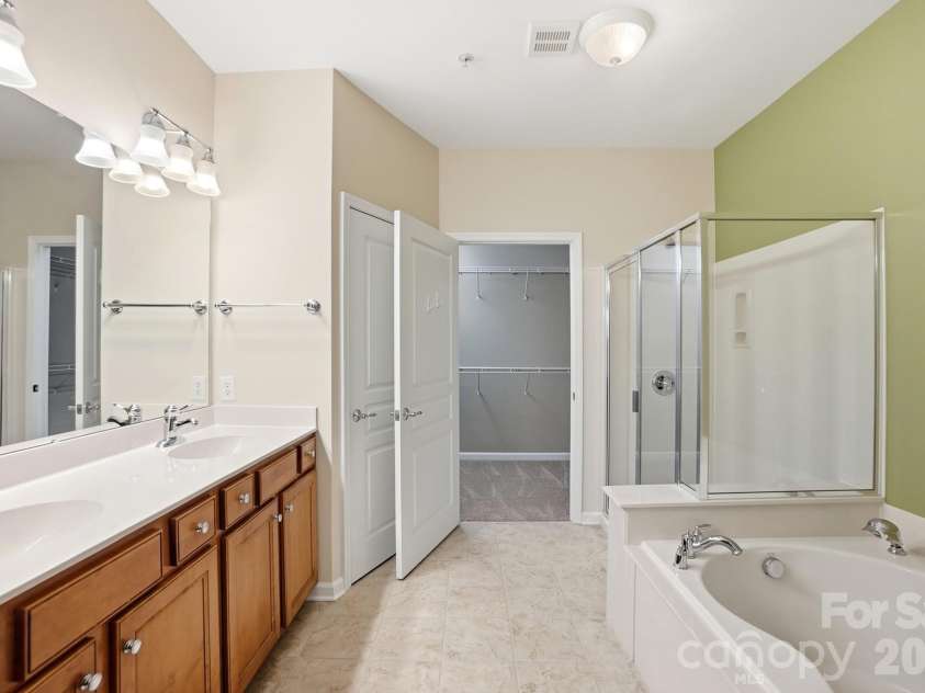 44449 Oriole Drive, Fort Mill, SC 29707.  MLS# CAR4383880, YatesRealty ID 25949. 