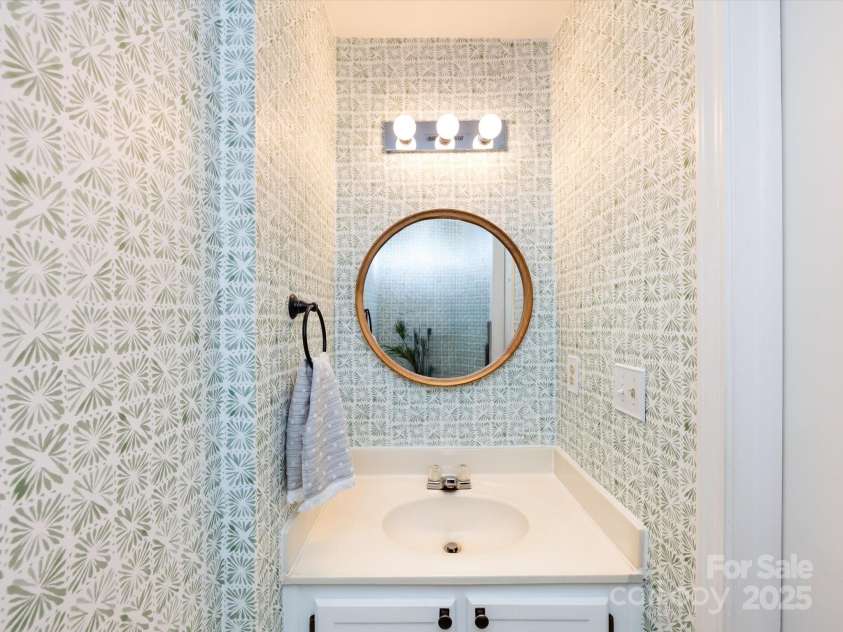 1240 Maple Shade Lane, Charlotte, NC 28270.  MLS# CAR4314260, YatesRealty ID 2595. 