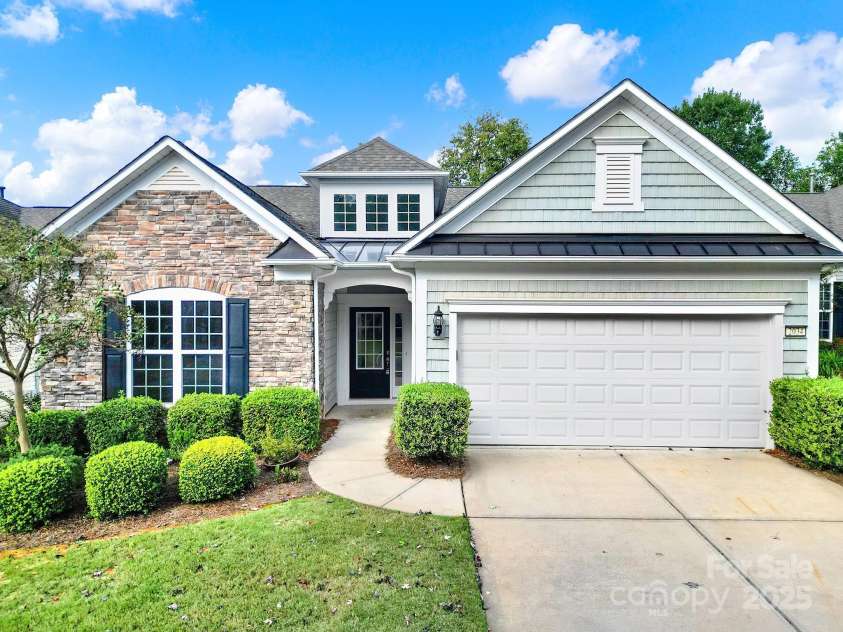 2034 Moultrie Court, Fort Mill, SC 29707.  MLS# CAR4308909, YatesRealty ID 2595. 