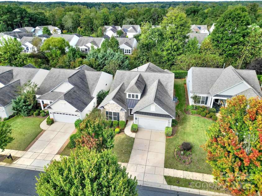 2034 Moultrie Court, Fort Mill, SC 29707.  MLS# CAR4308909, YatesRealty ID 2595. 