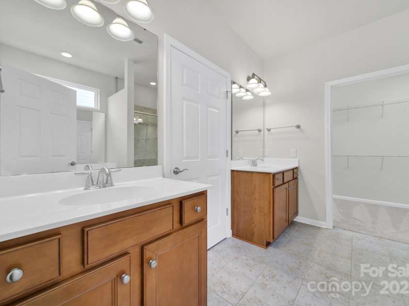 2034 Moultrie Court, Fort Mill, SC 29707.  MLS# CAR4308909, YatesRealty ID 2595. 