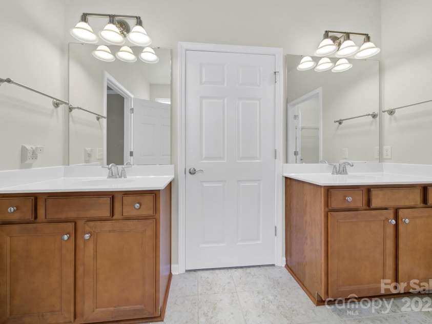 2034 Moultrie Court, Fort Mill, SC 29707.  MLS# CAR4308909, YatesRealty ID 2595. 
