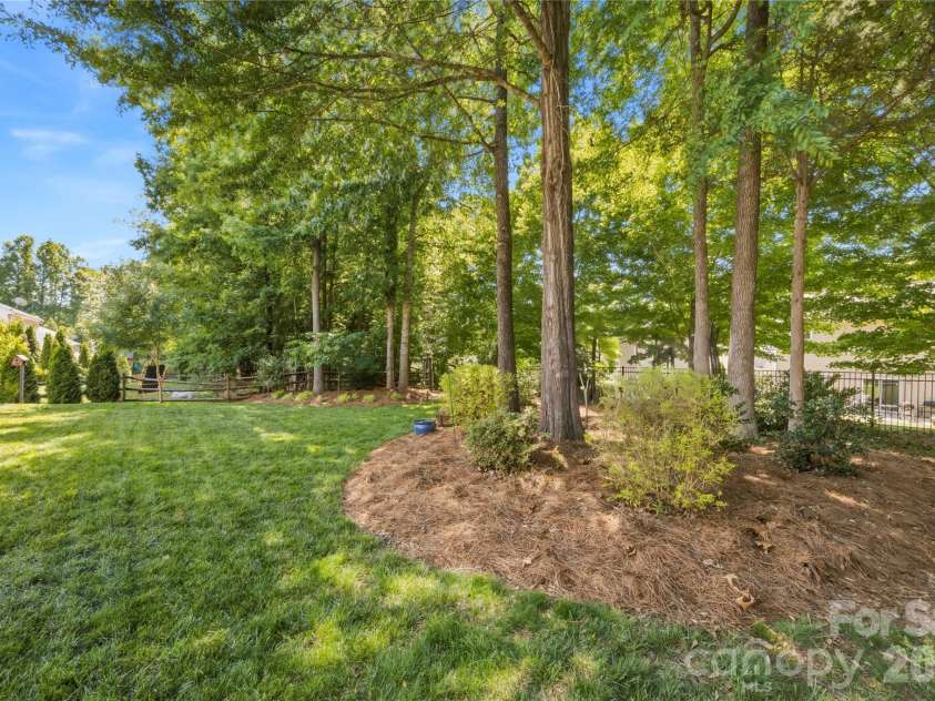 3041 Kilbeggan Drive, Lake Wylie, SC 29710.  MLS# CAR4375260, YatesRealty ID 25950. 