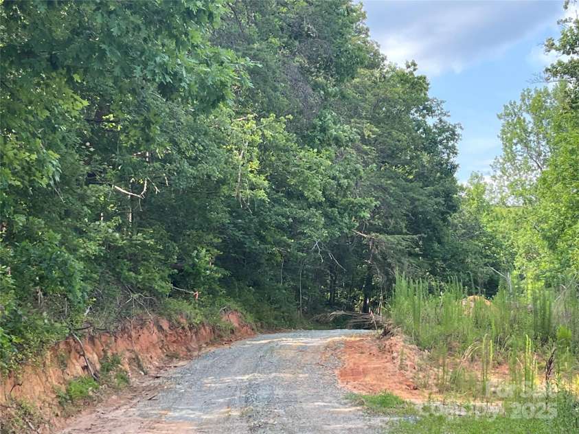 184 Crawford Hollow, Rutherfordton, NC 28139.  MLS# CAR4280325, YatesRealty ID 25951. 