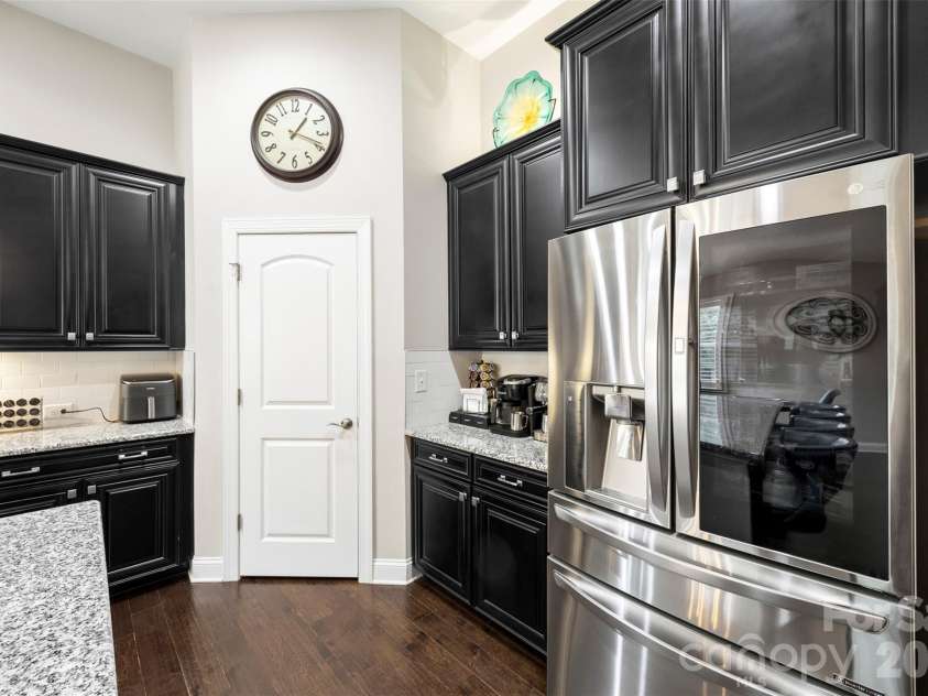 435 Trillium Way, Belmont, NC 28012.  MLS# CAR4383919, YatesRealty ID 25951. 