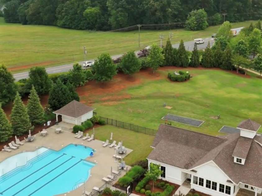 435 Trillium Way, Belmont, NC 28012.  MLS# CAR4383919, YatesRealty ID 25951. 