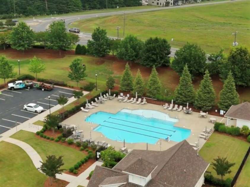 435 Trillium Way, Belmont, NC 28012.  MLS# CAR4383919, YatesRealty ID 25951. 