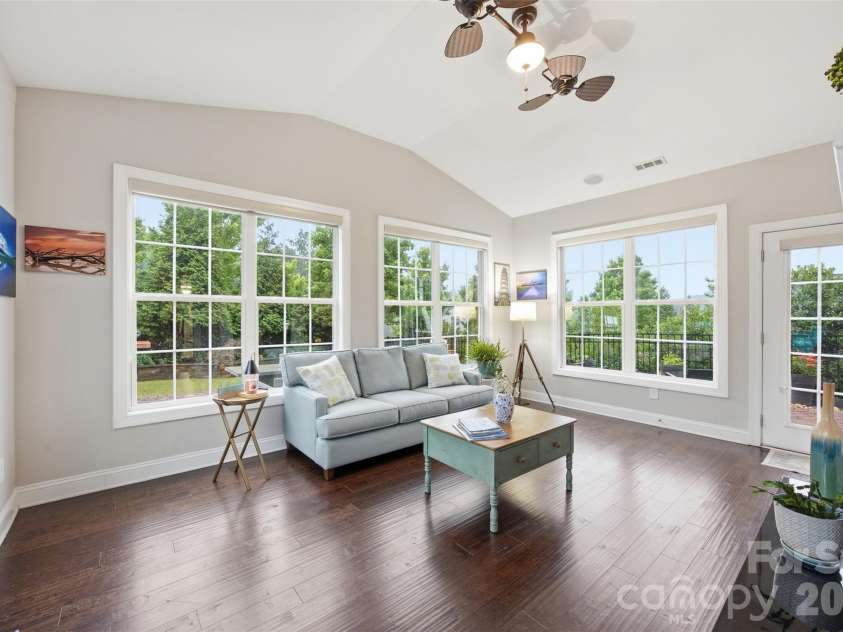 435 Trillium Way, Belmont, NC 28012.  MLS# CAR4383919, YatesRealty ID 25951. Sunroom