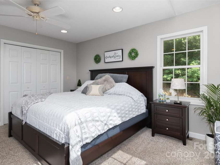 2375 Crymes Cove Road, Waynesville, NC 28786.  MLS# CAR4272881, YatesRealty ID 25953. 